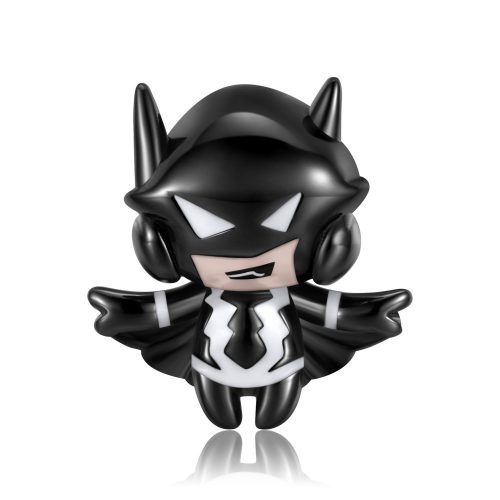Fekete-Marvel-figura-ezust-charm